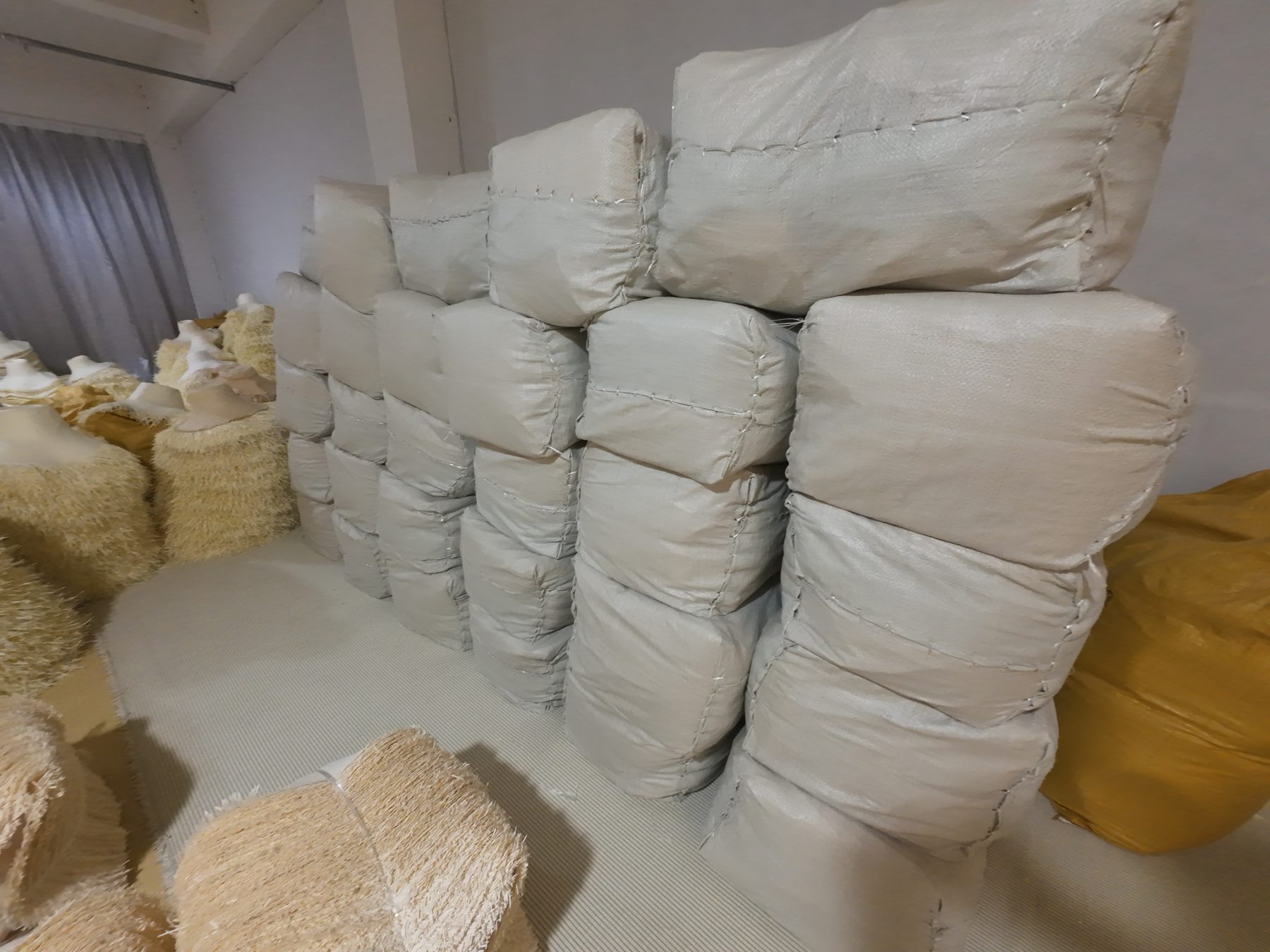 Foto de inventario y almacenamiento de sombreros 4