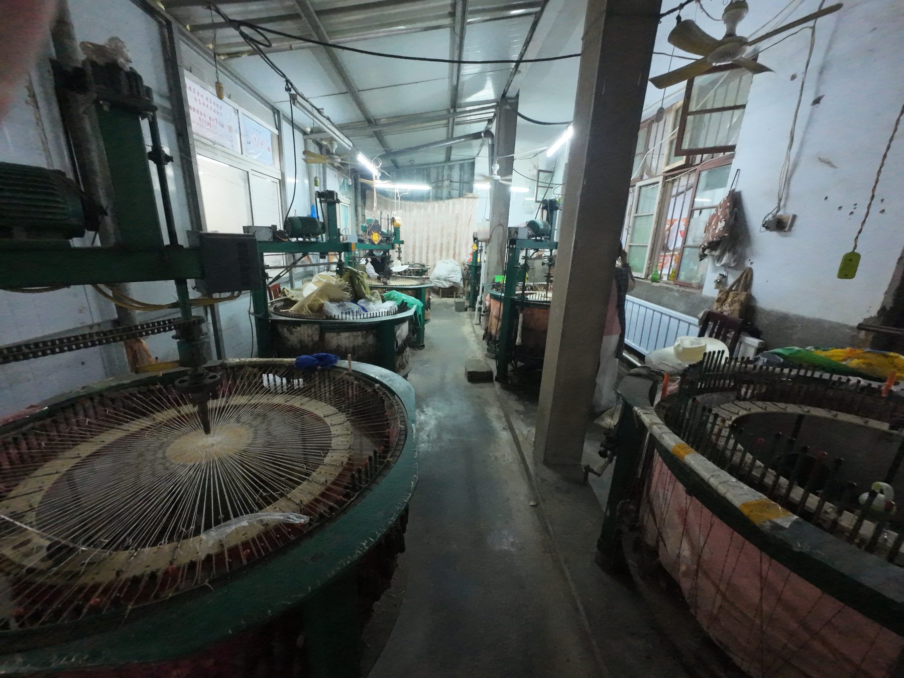Foto del taller y área de producción de sombreros 15