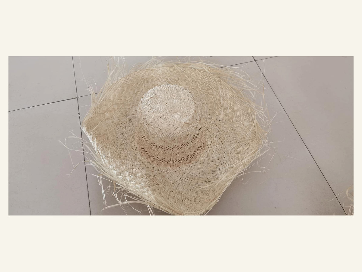 Shallow Crown Fringed natural straw hat body N09 for wholesale hat production