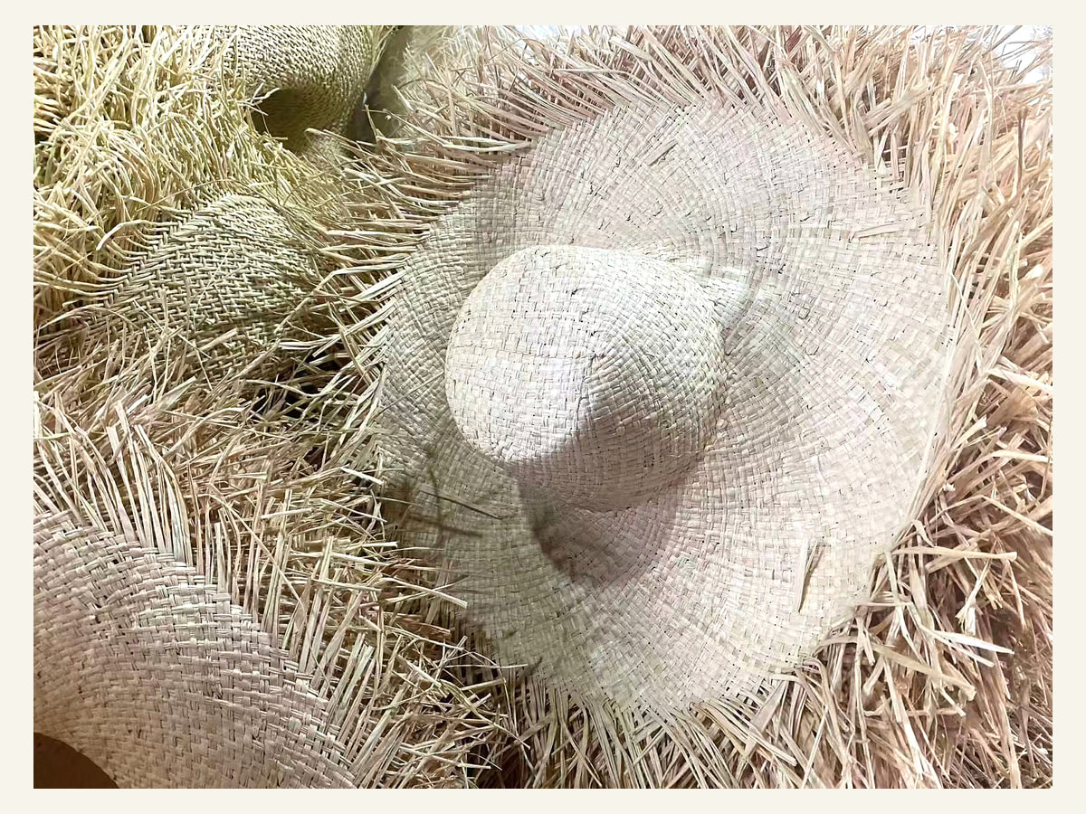 Fringed Pinched Crown natural straw hat body N16 for wholesale hat production