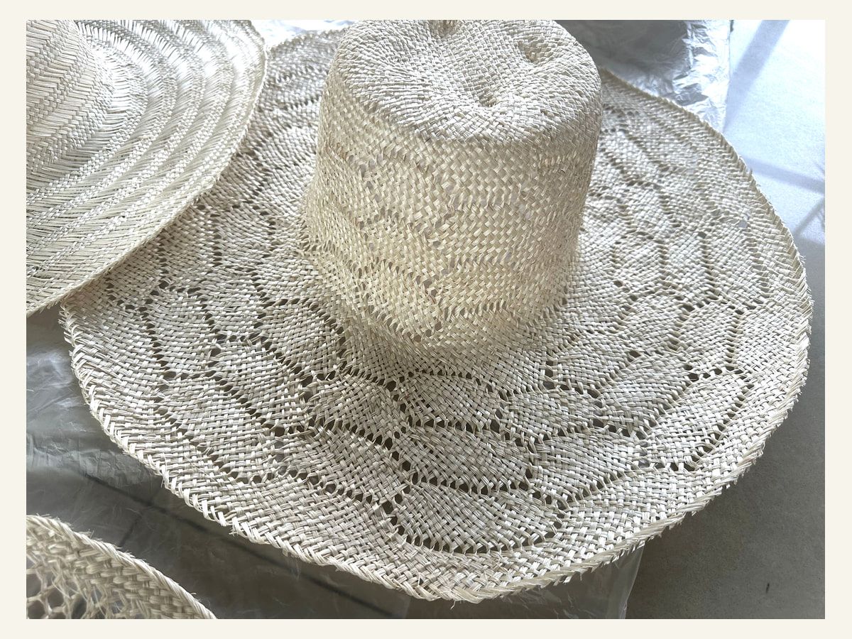 Zigzag Crown natural straw hat body N22 for wholesale hat production